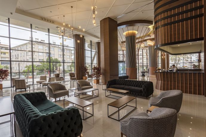 Imagen de los interiores del Shimall Deluxe Hotel. Foto 19