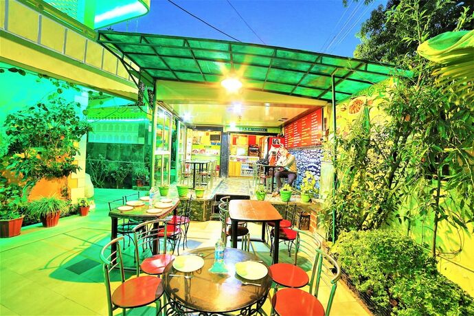 Imagen del bar/restaurante del Shri Ganesh Hotel. Foto 7