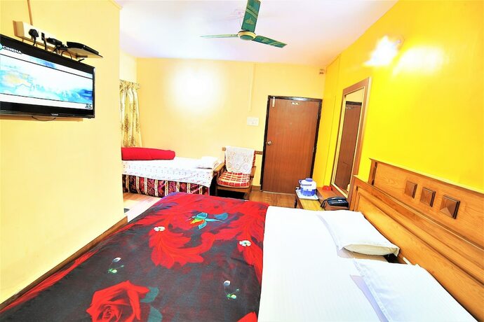Imagen de la habitación del Shri Ganesh Hotel. Foto 17