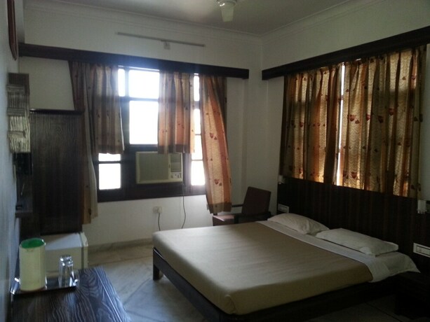 Imagen de la habitación del Shrinath Inn. Foto 7