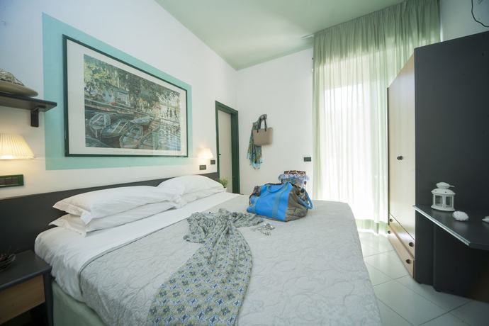 Imagen de la habitación del Si Rimini Hotel. Foto 2