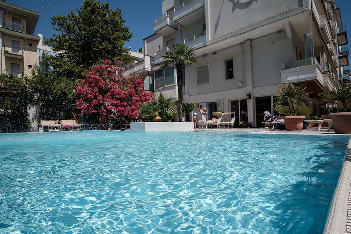Imagen general del Si Rimini Hotel. Foto 1