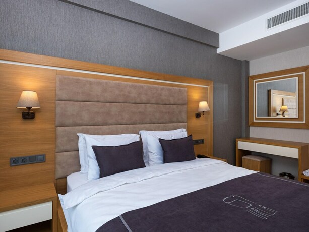 Imagen de la habitación del Si Urla Hotel. Foto 19
