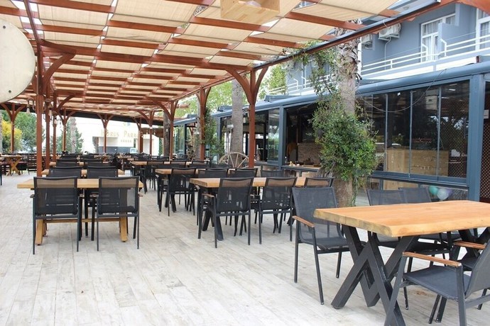 Imagen del bar/restaurante del Side Alya Hotel. Foto 5