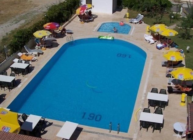Imagen de la piscina del Side Center Hotel. Foto 16