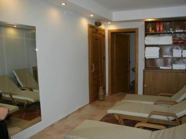 Imagen de la piscina del Side Elis Hotel, Side. Foto 19