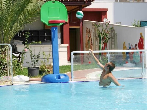 Imagen de la piscina del Side Elis Hotel, Side. Foto 20