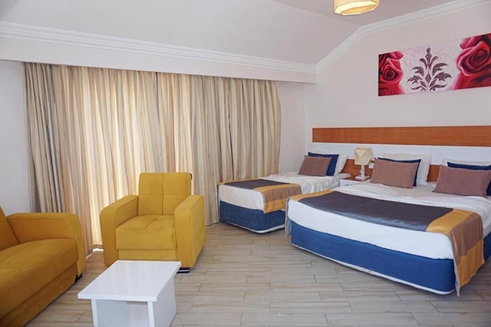 Imagen de la habitación del Side Legend Hotel. Foto 9