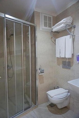 Imagen de la habitación del Side Legend Hotel. Foto 17