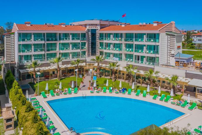 Imagen de la piscina del Side Lowe Hotel. Foto 17