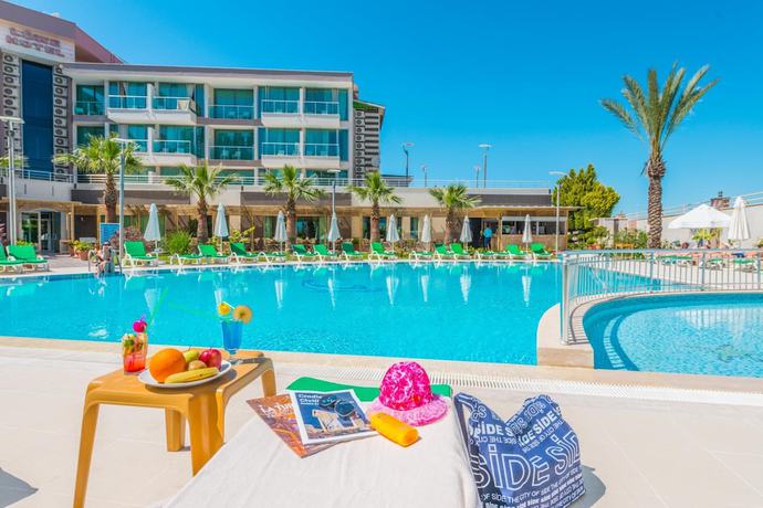 Imagen de la piscina del Side Lowe Hotel. Foto 20