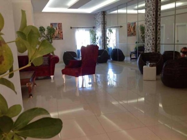 Imagen de los interiores del Side Palace Hotel. Foto 17