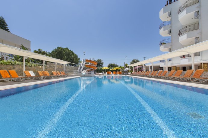 Imagen de la piscina del Side Resort Annex. Foto 17