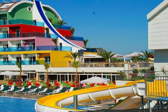Imagen general del Side Win Hotel And Spa. Foto 5