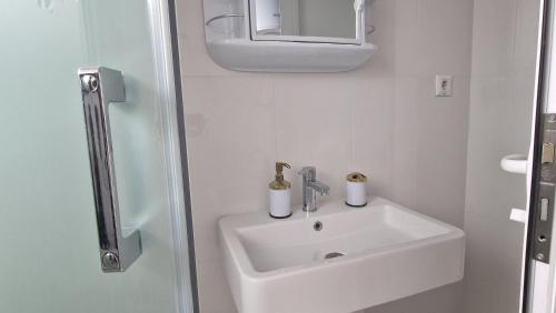 Imagen de la habitación del Silver Apartments, SKOPJE. Foto 9