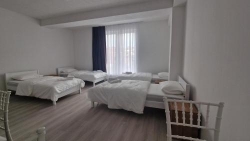 Imagen general del Silver Apartments, SKOPJE. Foto 3