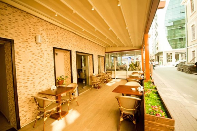 Imagen del bar/restaurante del Simal Butik Hotel. Foto 6
