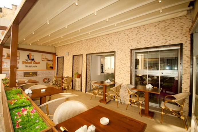 Imagen del bar/restaurante del Simal Butik Hotel. Foto 9