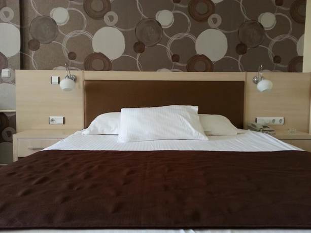 Imagen de la habitación del Sim-er Hotel. Foto 8