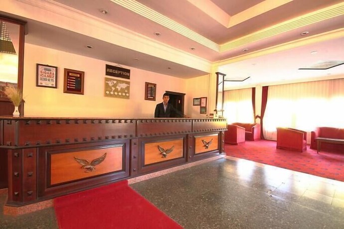 Imagen de los interiores del Sim-er Hotel. Foto 19