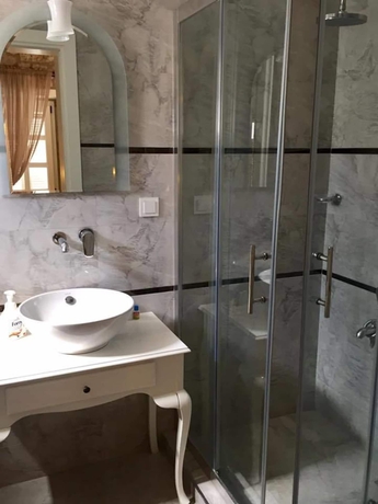 Imagen de la habitación del Simira Hotel. Foto 15