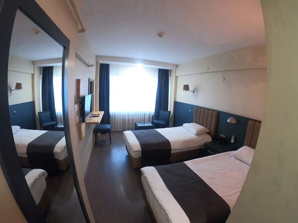 Imagen de la habitación del Simisso Hotel. Foto 6