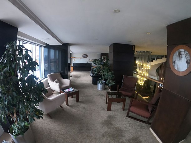 Imagen de los interiores del Simisso Hotel. Foto 17