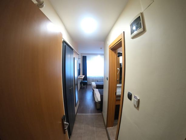 Imagen de la habitación del Simisso Hotel. Foto 10
