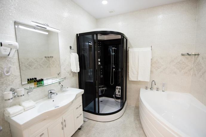 Imagen de la habitación del Simma Hotel spa and waterpark. Foto 6