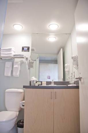 Imagen de la habitación del Simon Hotel At Simon Fraser University. Foto 6