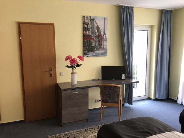 Imagen de la habitación del Simona Hotel Frankfurt Airport. Foto 16