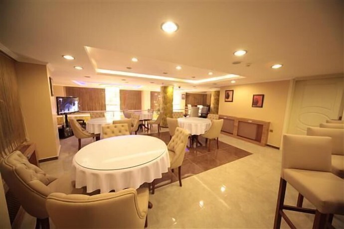 Imagen del bar/restaurante del Simper Hotel, Fatih. Foto 4