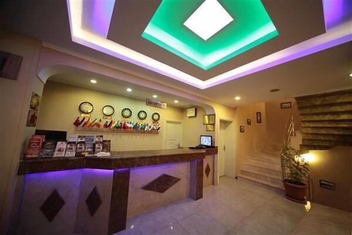 Imagen de los interiores del Simper Hotel, Fatih. Foto 20