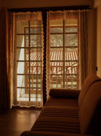 Imagen de la habitación del Simre Hotel. Foto 3