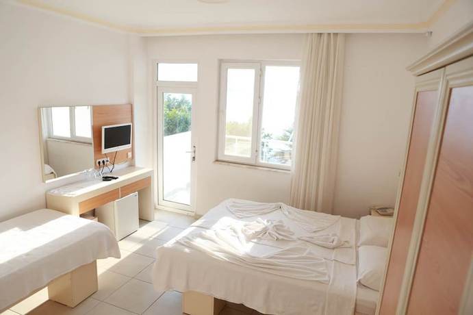 Imagen de la habitación del Simsek Hotel. Foto 6