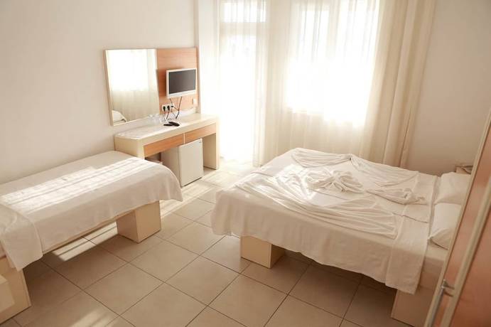 Imagen de la habitación del Simsek Hotel. Foto 9