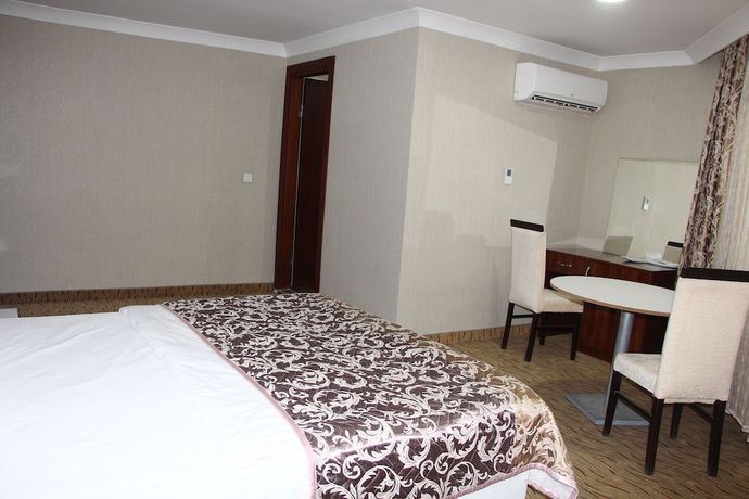 Imagen de la habitación del Sinan Hotel. Foto 10