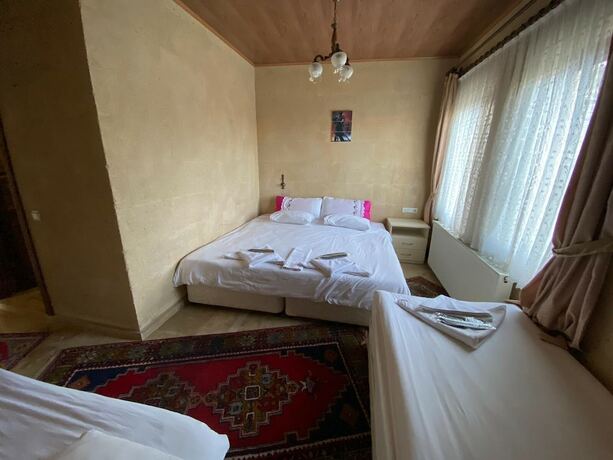 Imagen de la habitación del Sinasos Arnovalley Hotel. Foto 16
