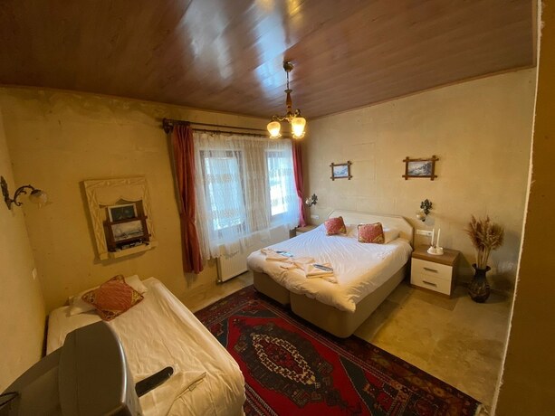 Imagen de la habitación del Sinasos Arnovalley Hotel. Foto 17