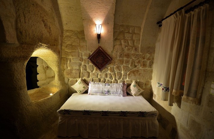 Imagen de la habitación del Sinasos Palace Cave Hotel. Foto 2