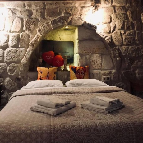 Imagen de la habitación del Sinasos Palace Cave Hotel. Foto 15