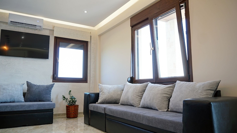 Imagen de los interiores del Sinodinos Deluxe Apartments. Foto 19