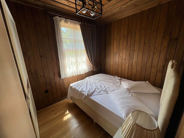 Imagen de la habitación del Sinop Bah&ccedil;eler Villa. Foto 5