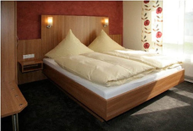 Imagen de la habitación del Sinzingers Krone Hotel und Restaurant. Foto 12