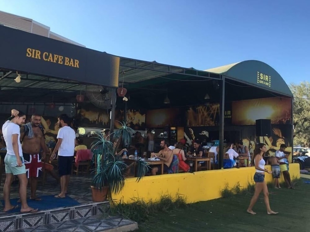 Imagen del bar/restaurante del Sir Motel. Foto 4