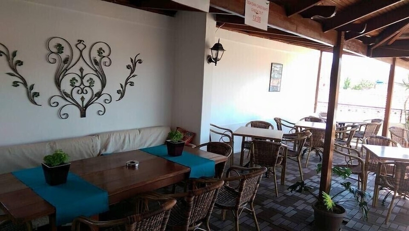 Imagen del bar/restaurante del Siren Pansiyon. Foto 2