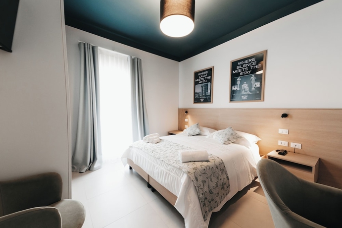 Imagen de la habitación del Sirenuse Suites Boutique ApartHotel RTA. Foto 2