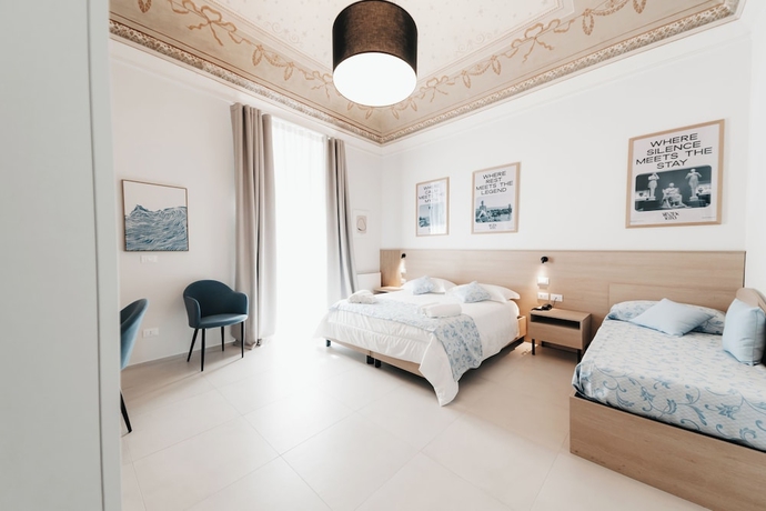 Imagen de la habitación del Sirenuse Suites Boutique ApartHotel RTA. Foto 5