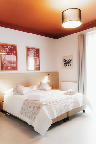 Imagen de la habitación del Sirenuse Suites Boutique ApartHotel RTA. Foto 7
