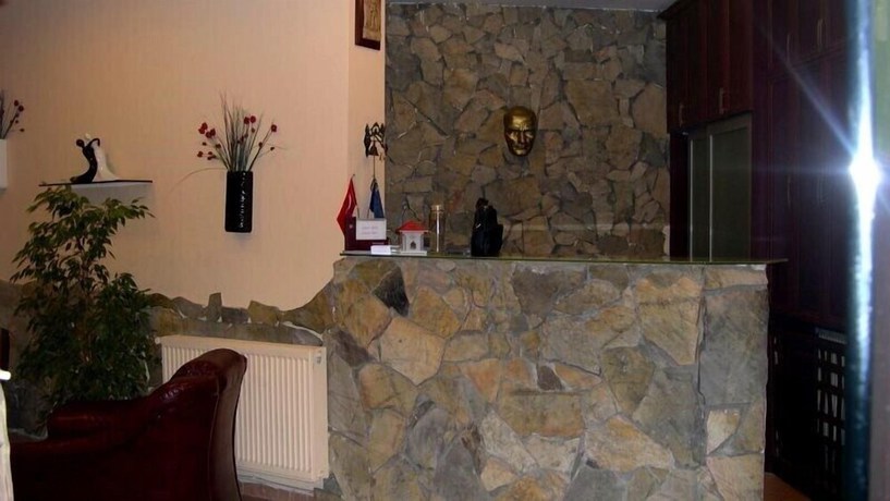 Imagen de los interiores del Sirin Hotel. Foto 17